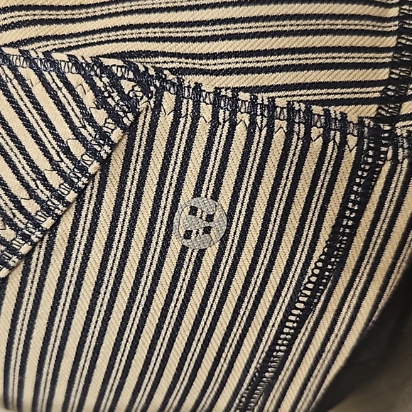 Lululemon Forme Jacket - Picture 9 of 9